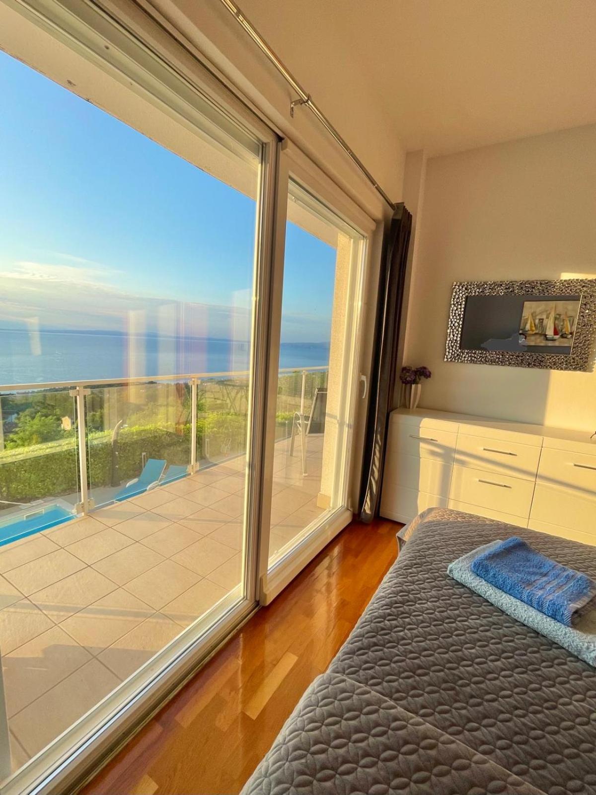 Luxury Villa Eternity - Marvelous Sea View - Box Spring Beds - Opatija-Poljane Buitenkant foto