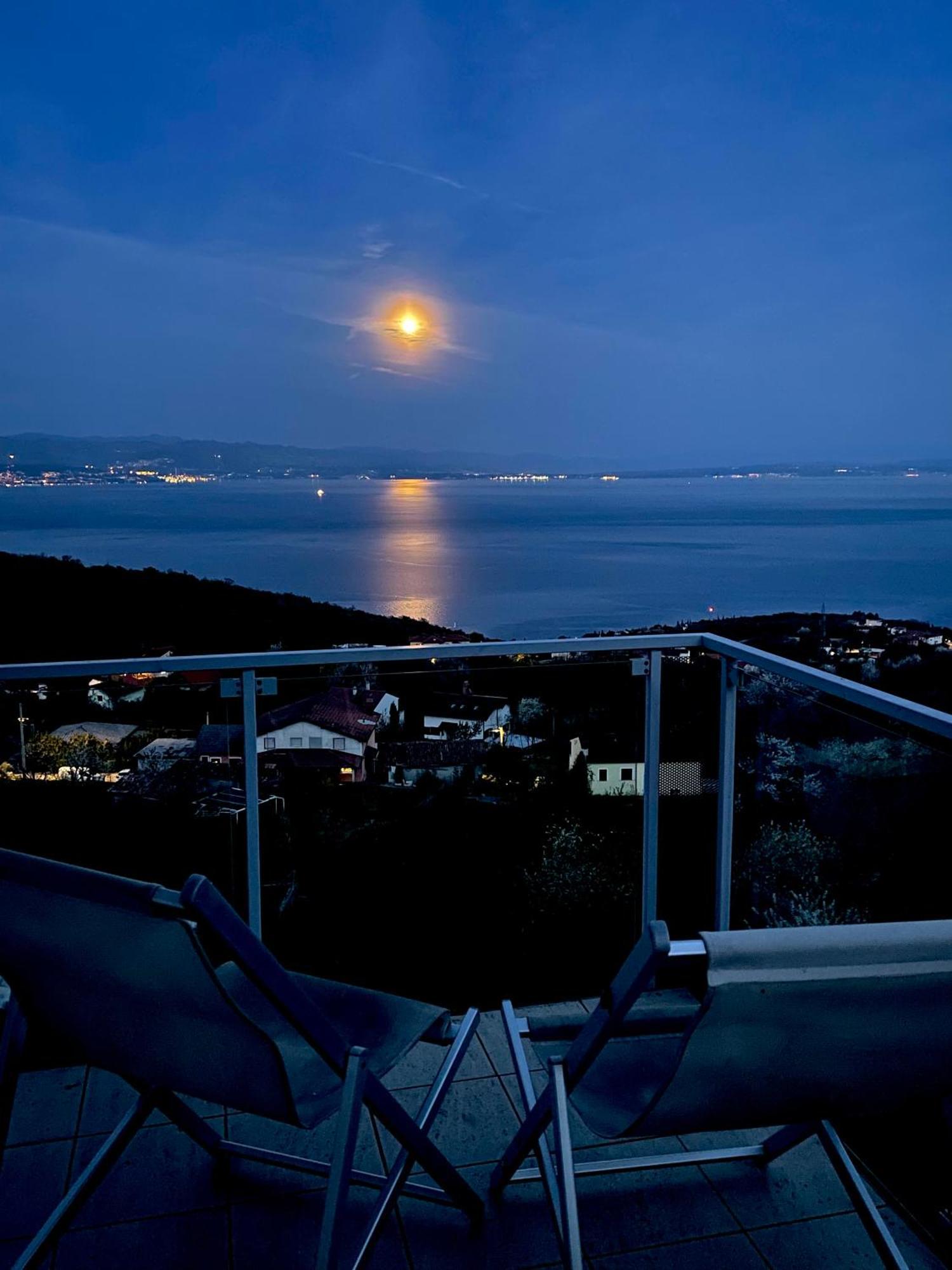 Luxury Villa Eternity - Marvelous Sea View - Box Spring Beds - Opatija-Poljane Buitenkant foto